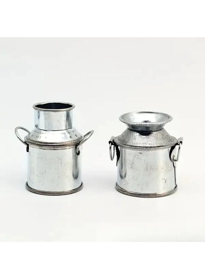 مجموعة من دلو الحليب المعدني المصغر ذو الطراز العتيق مع غطاء، قطعتان، لتزيين حديقة بيت الدمى - Image 1
